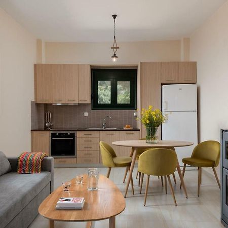 Agapi'S Home Roussospítion Eksteriør billede